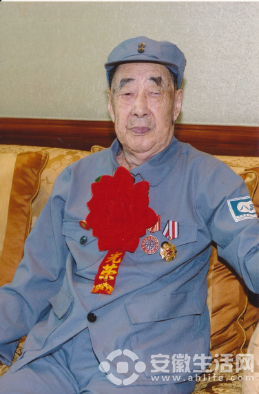 DƬ2.png